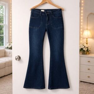 ✨ Anthropologie Pilcro The Icon Flare Jeans Low Rise Dark Wash Size 2 (26)